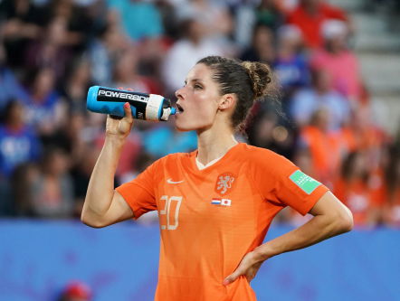 Oranje-verdedigster Bloodworth is een echt trainingsbeest