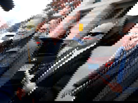 Steve Bannon weigert voor 6 januari-comité te verschijnen