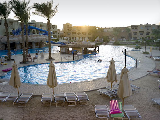 Vakantie boeken of niet? 'Geel is nog geen groen'