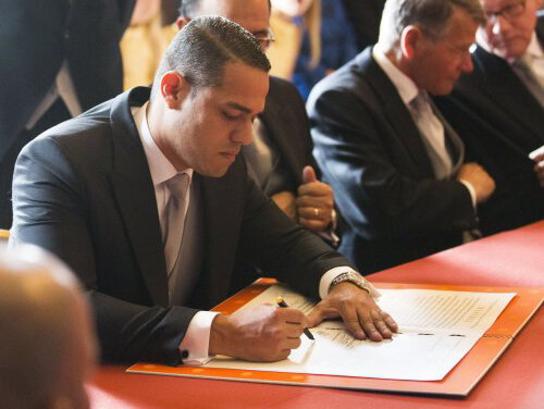 Minister Aruba opgepakt op verdenking fraude