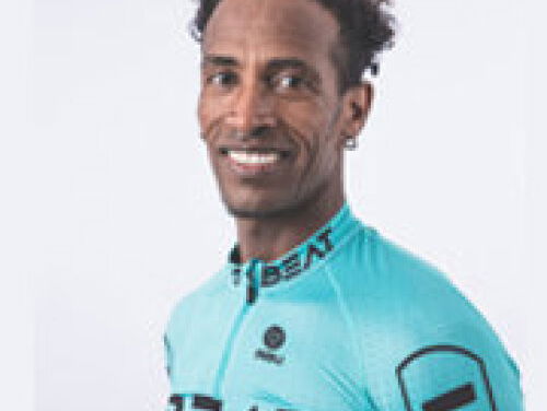 Eritrese wielrenner koerst om te integreren