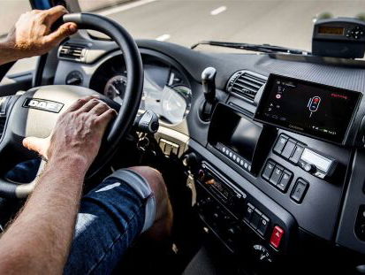 Een nachtje mee op de vrachtwagen met Annemieke!