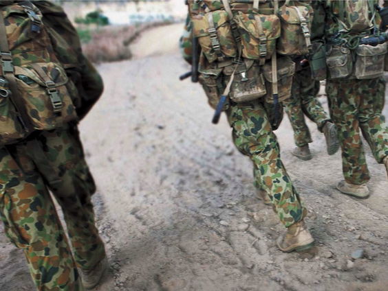 Er moet meer geld naar het leger