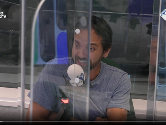 Jeroen Dera over Gedichten Van Het Nieuwe Millennium