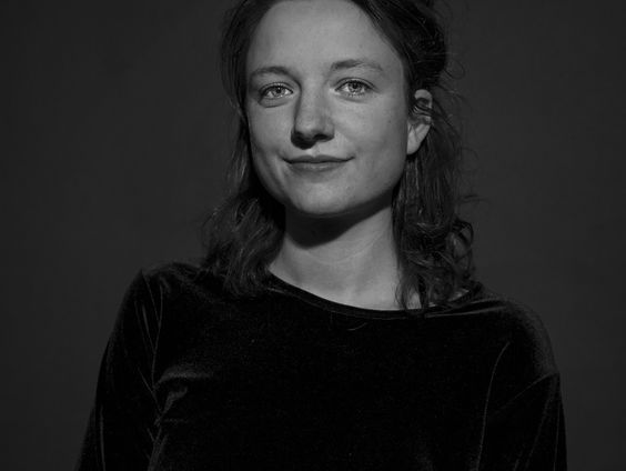 Lisa Huissoon schreef een boek over 'alle 2.131 mensen die ze kent'