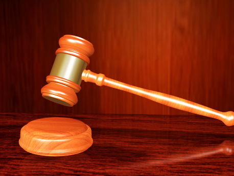 Ten onrechte ontslagen commercieel directeur krijgt schadevergoeding van één miljoen euro