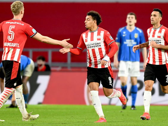 Frank Lammers en Marcel van Roosmalen analyseren PSV-Vitesse