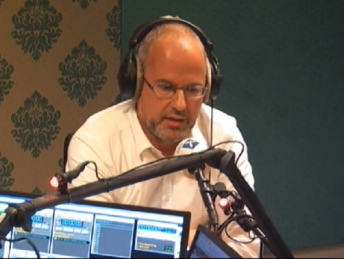 Imam Fawaz Jneid krijgt gebiedsverbod. In debat Arnoud van Doorn, Mohammed Ghay en Danielle Koster