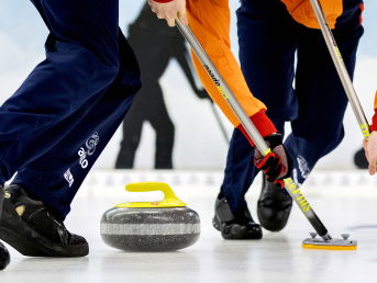 Curlingmannen naar WK in Canada