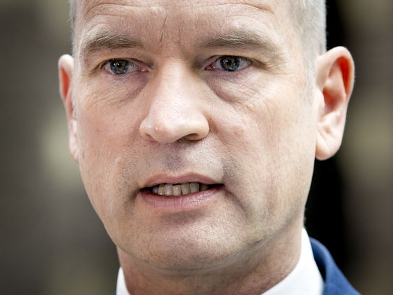 ‘Segers toont weinig dapperheid met feitelijke motie van wantrouwen’