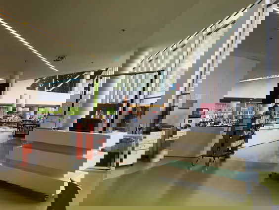 Niet iedereen in testgebied Drenthe snapt CoronaMelder: 'Mijn vrouw heeft voor ons beiden de app op haar ...