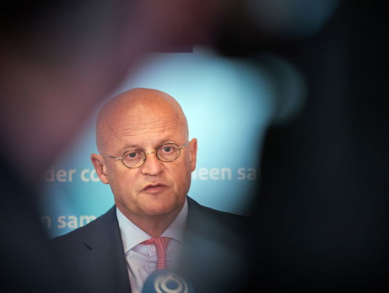 Welke kritiek is er op 'seks tegen de wil' in de wet?