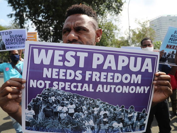 Papoea’s speciale status onder vuur