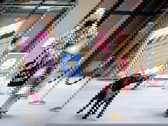 Charlotte Bouwman luidt de noodklok voor de mentale crisis in Nederland.