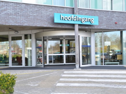 Stand.nl: Ziekenhuizen moeten ouderen screenen om overbehandeling te voorkomen