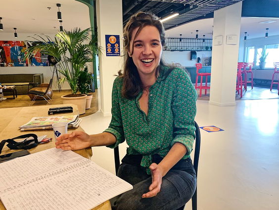 Robin Peters over haar nieuwe podcast 'Het kamp van mijn Oma'