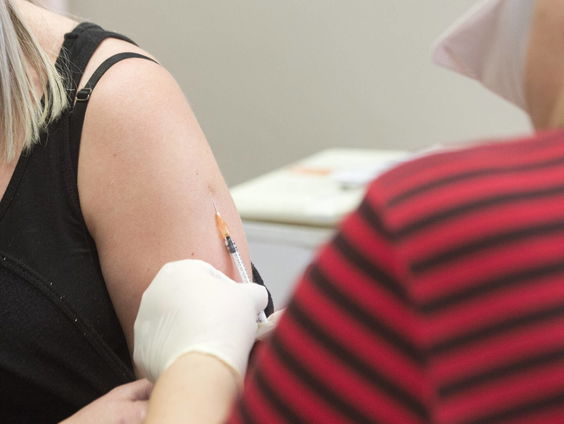 Flink deel van Nederlanders wil geen inenting toekomstig coronavaccin