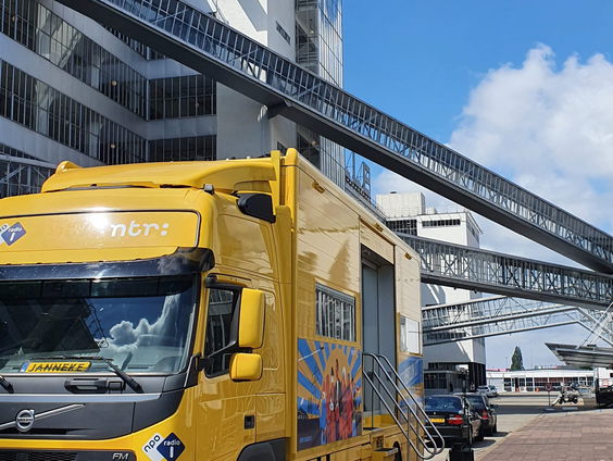 Offline: moet er een algehele mondkapjeplicht komen?