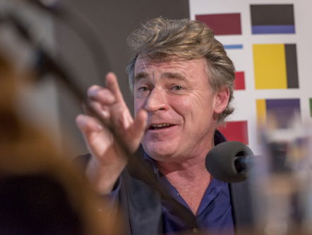 Brussel bij Nacht: Europa-correspondent Tijn Sadée zwaait af