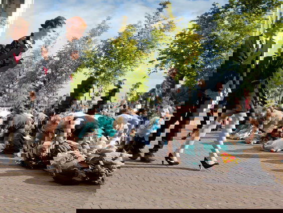 Barend Last pleit voor 'constructief ontgroenen': Maar hoe doe je dat?