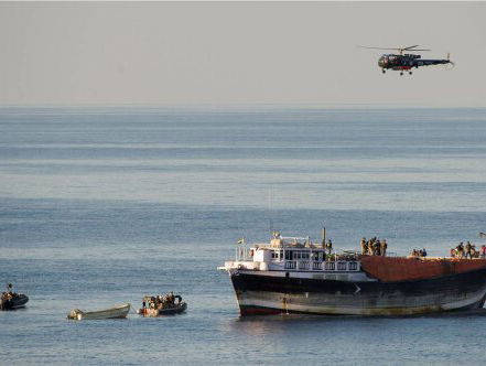 Particuliere beveiligers op schepen mogen op piraten schieten