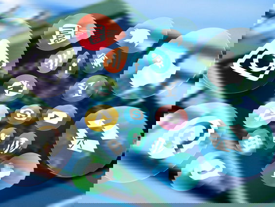 'Voor de veiligheid moeten gemeenten sociale media in de gaten houden'