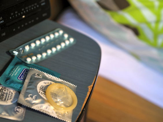 Zou anticonceptie in sommige situaties verplicht moeten worden?