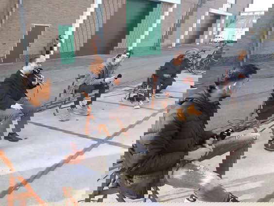 Offline: Nederland moet niet klagen en gewoon binnen blijven tijdens de avondklok