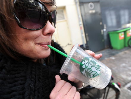 'Verbied plastic rietjes ook in Nederland'