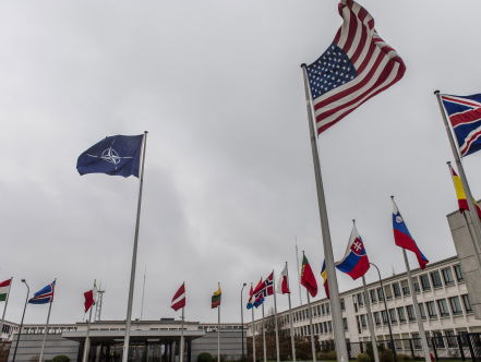 Montenegro wordt lid van de NAVO