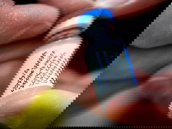 Hoe gaat de testfase van een vaccin?