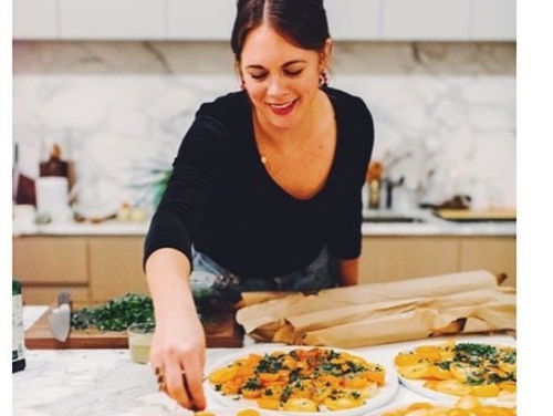 Alison Roman brengt in deze coronatijden de vele thuiskoks verlichting