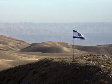 Dragen Airbnb en Booking.com bij aan oorlogsmisdaden?