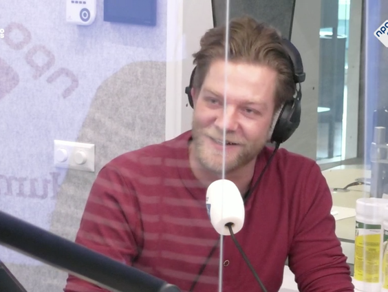 Leraar Sander gaat viral op TikTok