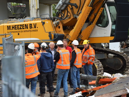 FNV: werkgever wentelt verantwoordelijkheid gezonde werkplek af op werknemer
