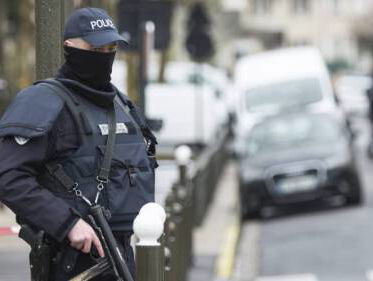 Nederlanders opgepakt na dna-match op wapens