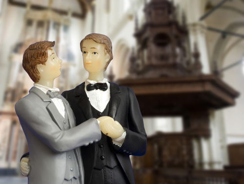 Stand.nl: Het ondertekenen van het anti-homopamflet is verwerpelijk