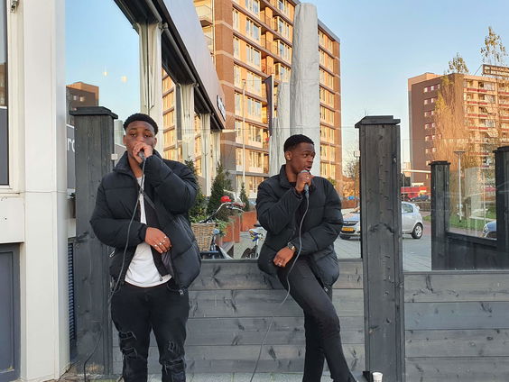 Ski en Simba met Blijf Vechten