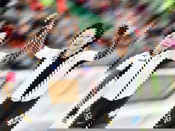 Japanse schaatsploeg opgeschrikt door tien coronagevallen: 'Het is heel zuur'