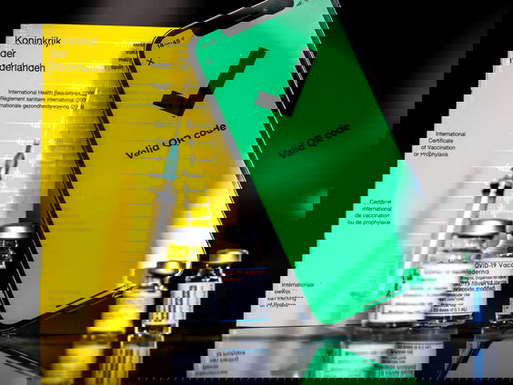Zou de coronapas op meer plekken moeten gelden?