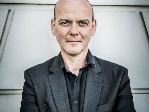 Het Taalteam met Frank van Pamelen: Troost TV