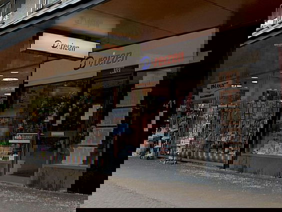 D-reizen bedroog klanten en touroperators door tickets op te boeken naar pakketreizen