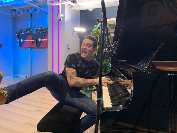 Douwe Bob komt met nieuwe single, 'Hold On'