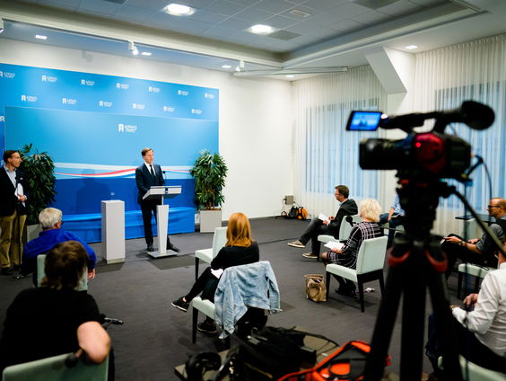 Wat kunnen we verwachten van de persconferentie vanavond?