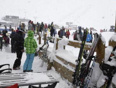 Franse politie: Nederlandse dode bij lawine, twee vermisten