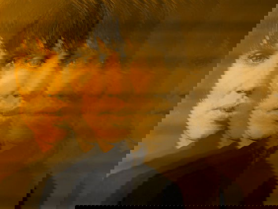 Zangers bezingt de aarde, vanuit het verlangen zelf een plant te zijn