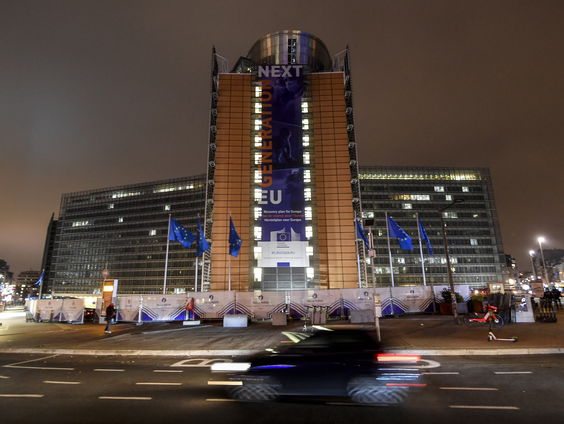 Brussel bij Nacht: een wandeling met 'EU-influencer' Michiel van Hulten