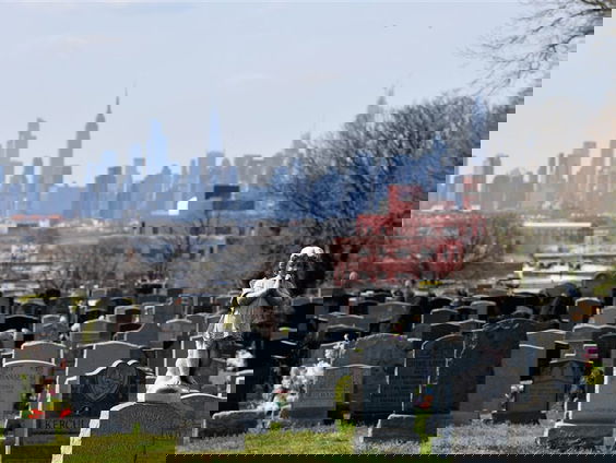 Wat maakt begraven zo duur?