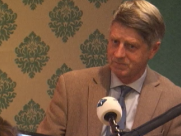 Geert Corstens waarschuwt voor beïnvloeding rechters door politiek