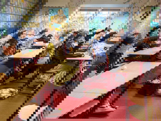 Stand.nl: Alle middelbare scholen moeten gewoon open